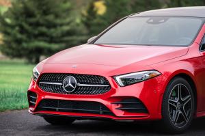 Mercedes-Benz A250 4Matic AMG Line 2019 года  (CA)